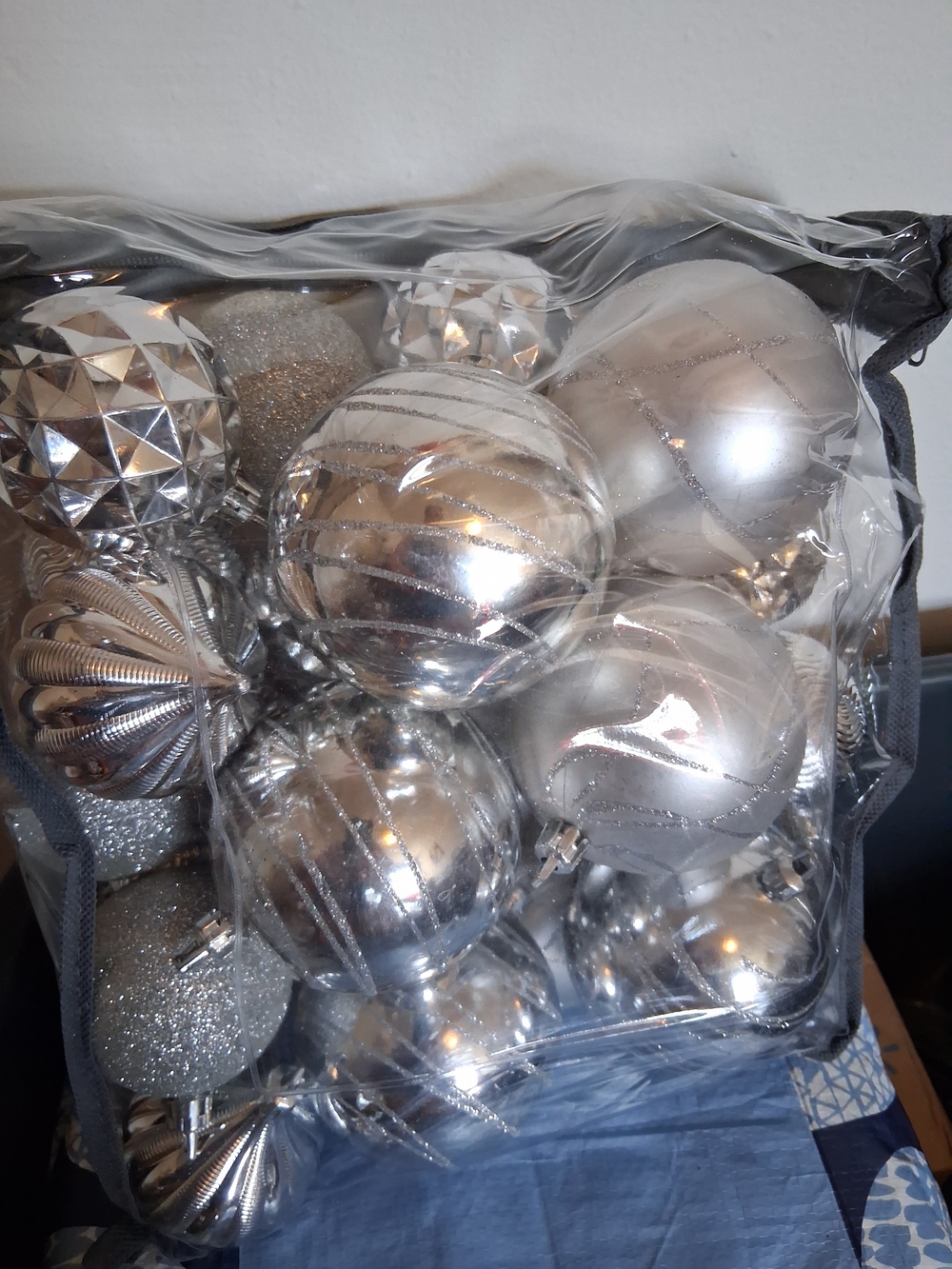 Plastic Silver Holiday Ornament Set - Elegant Shiny & Glitter Baubles